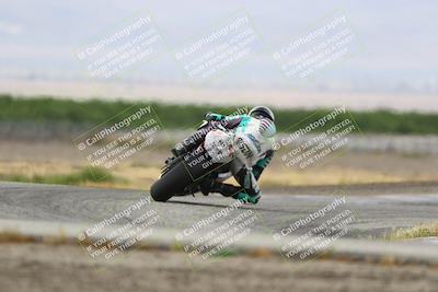 media/May-03-2025-CRA (Sat) [[22b18d099a]]/Races/Race 2/